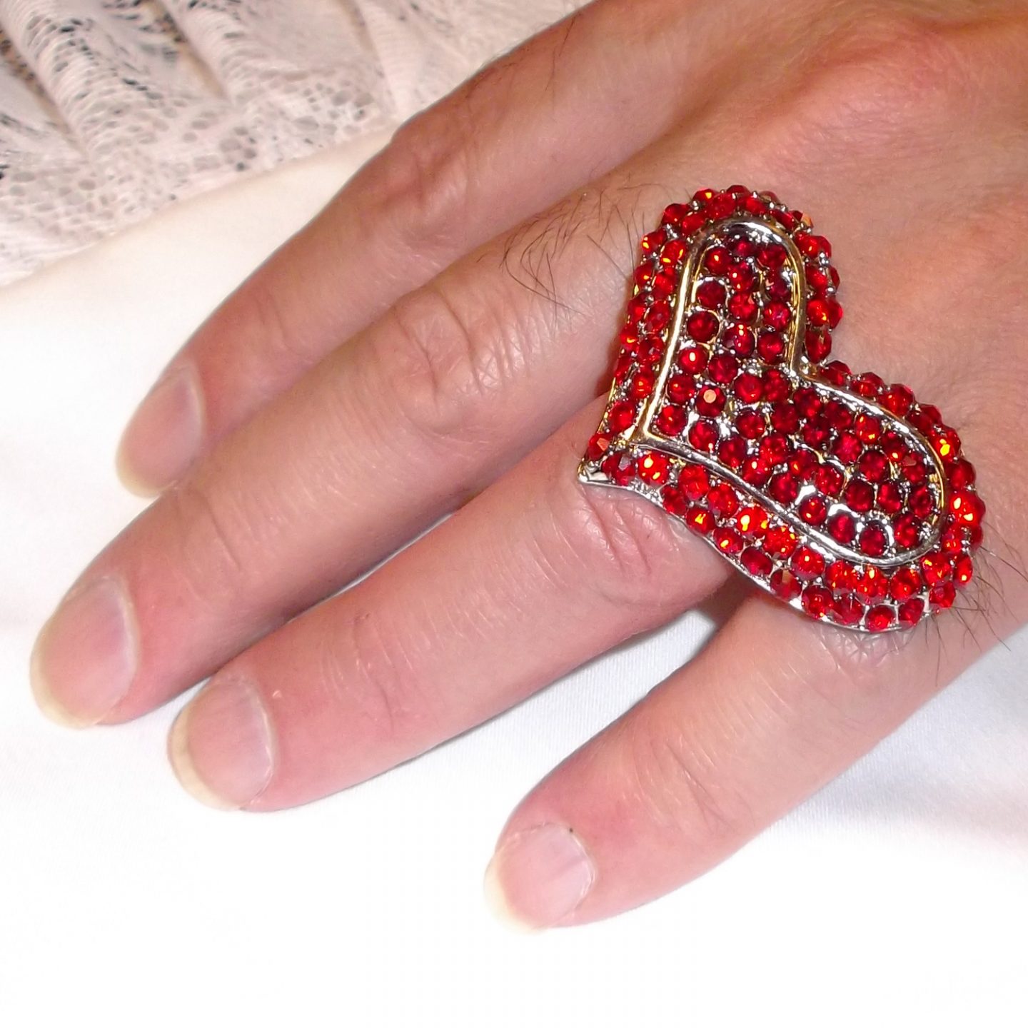 Delightful Red Heart Ring – Shop Wildside